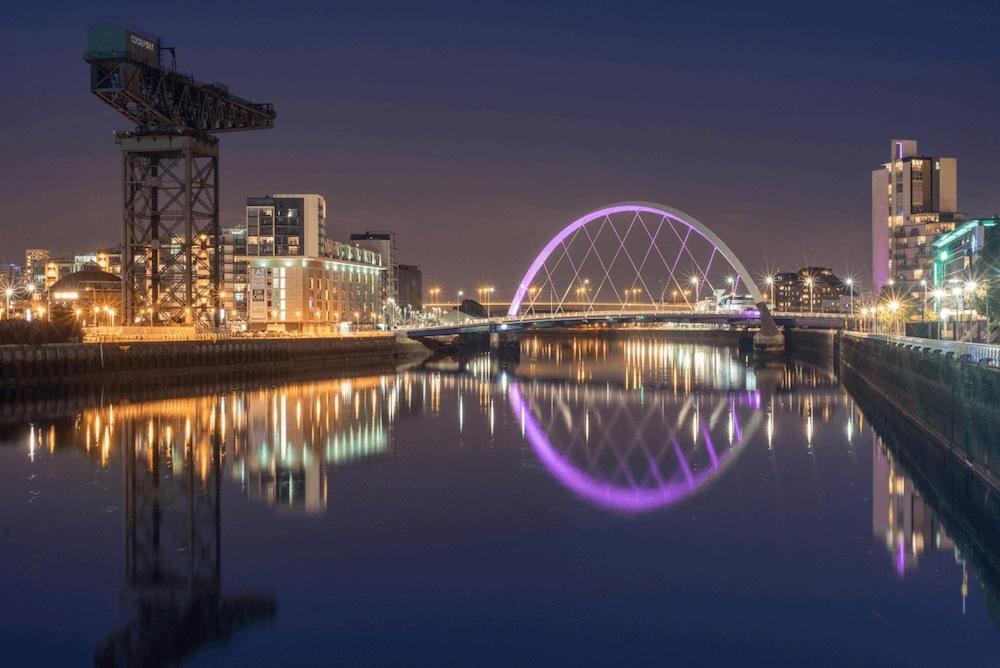 Glasgow River Clyde Hydro Aprt Kültér fotó